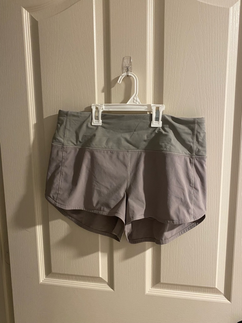 lululemon speed up shorts 2.5” riverstone (tan)
